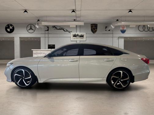 Platinum White Pearl 2020 Honda Accord Sport 1.5T