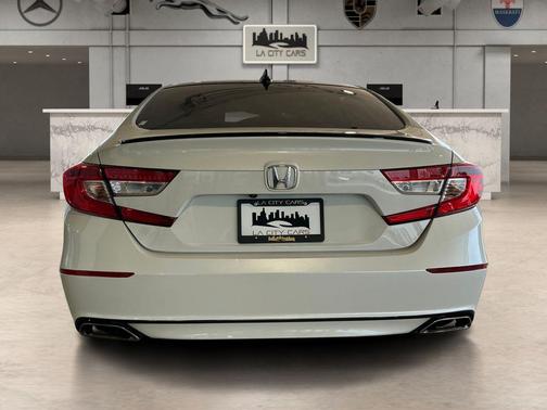 Platinum White Pearl 2020 Honda Accord Sport 1.5T