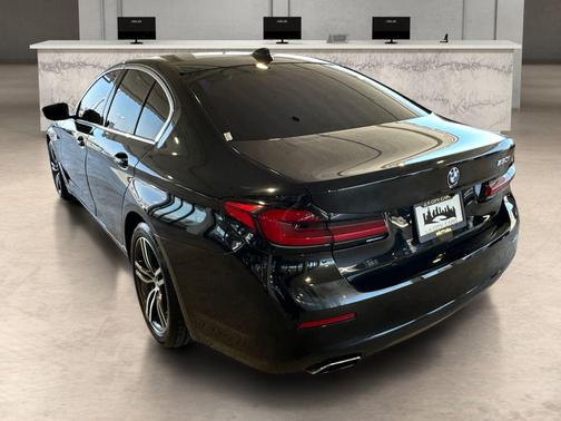 Jet Black 2023 BMW 530 i
