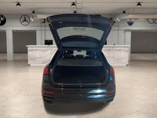 2023 Audi Q3 Premium 45 TFSI S line quattro Tiptronic