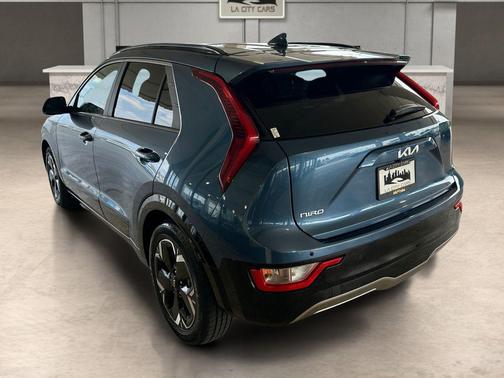 Mineral Blue 2024 Kia Niro EV Wind