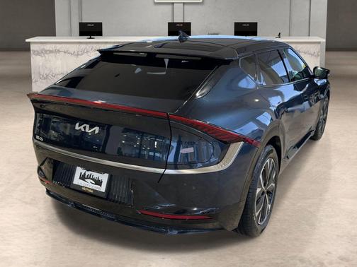 2023 Kia EV6 Wind