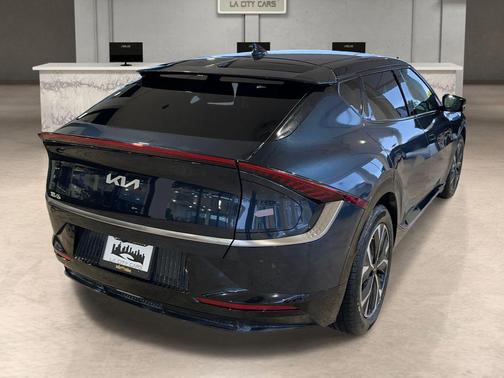 2023 Kia EV6 Wind