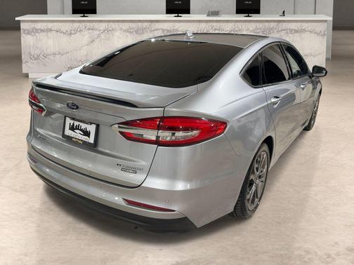 2020 Ford Fusion Hybrid Titanium
