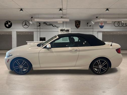 2020 BMW 230 230i