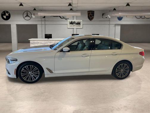 2019 BMW 540 540i