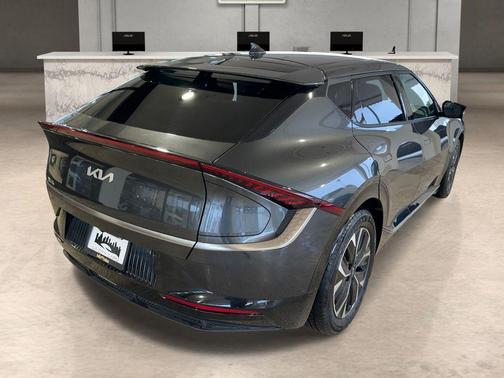 2024 Kia EV6 Wind