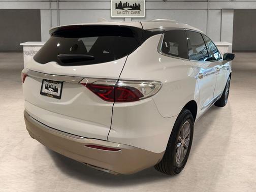 2022 Buick Enclave FWD Essence