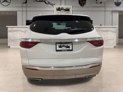 2022 Buick Enclave FWD Essence