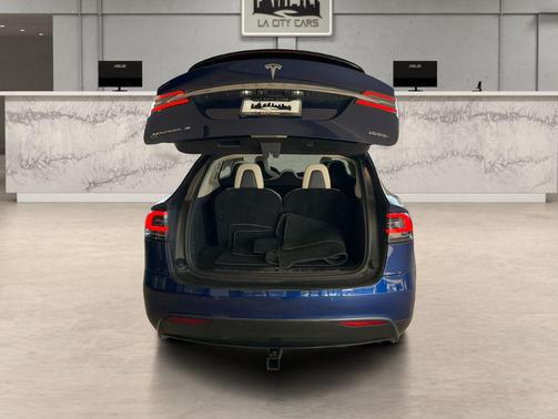 2018 Tesla Model X 