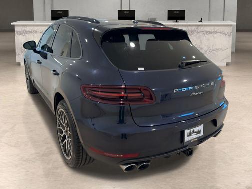 2018 Porsche Macan Sport Edition