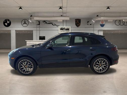 2018 Porsche Macan Sport Edition
