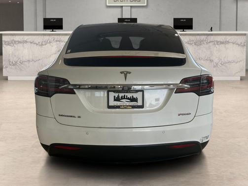 White 2016 Tesla Model X P90D