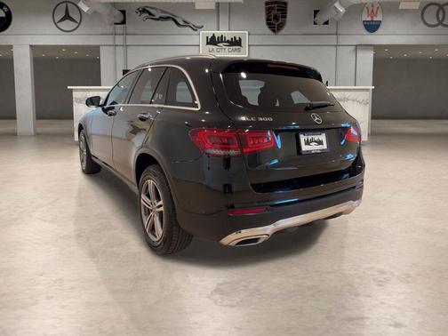 2022 Mercedes-Benz GLC 300 Base