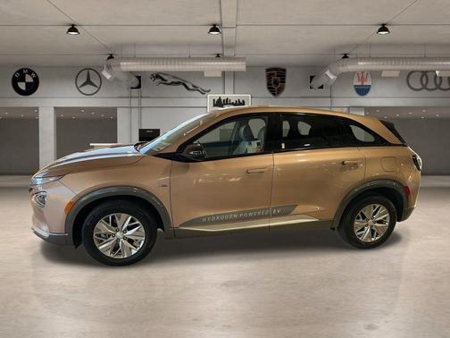 2021 Hyundai NEXO Blue