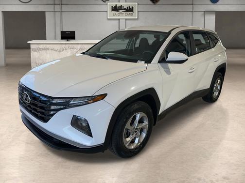 2024 Hyundai TUCSON SE