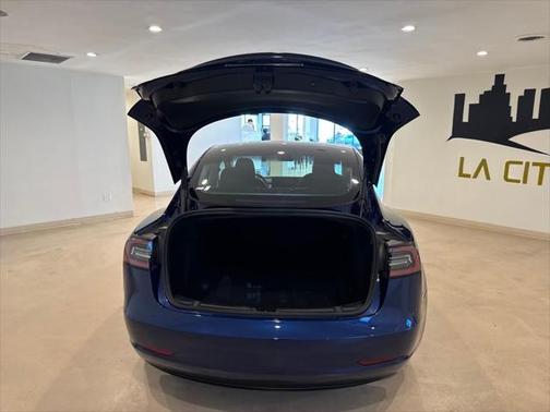 2022 Tesla Model 3 Standard Range