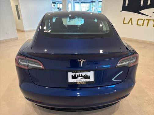2022 Tesla Model 3 Standard Range