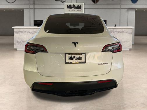 2020 Tesla Model Y Long Range Dual Motor All-Wheel Drive