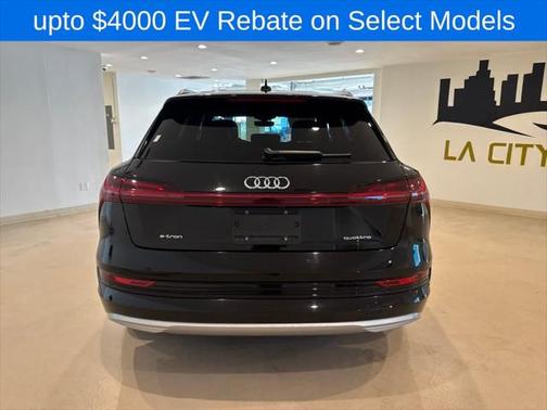 2022 Audi e-tron Premium