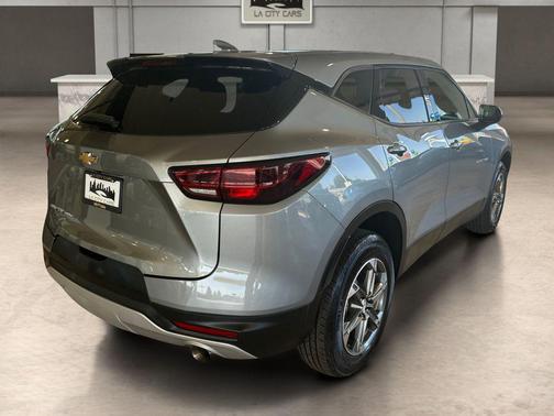 Sterling Gray Metallic 2025 Chevrolet Blazer 2LT