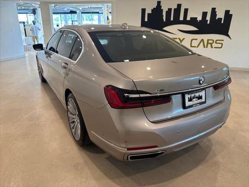 2022 BMW 750 i xDrive