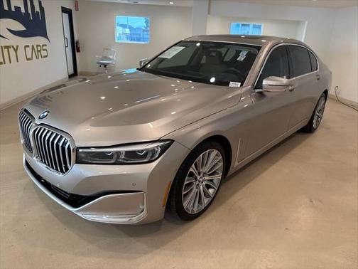 2022 BMW 750 i xDrive