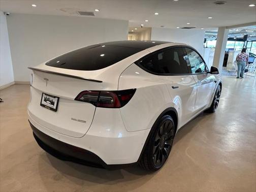 2022 Tesla Model Y Performance Dual Motor All-Wheel Drive