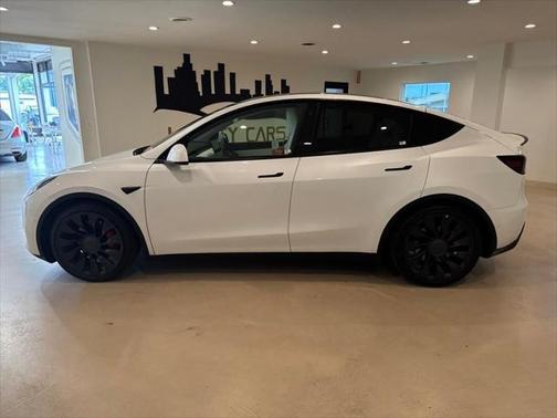 2022 Tesla Model Y Performance Dual Motor All-Wheel Drive