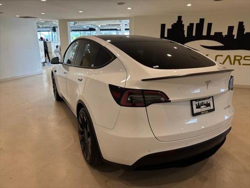 2022 Tesla Model Y Performance Dual Motor All-Wheel Drive