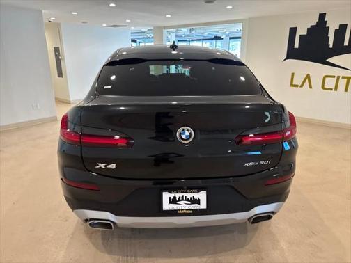 2024 BMW X4 xDrive30i