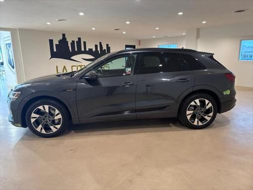 2021 Audi e-tron Premium