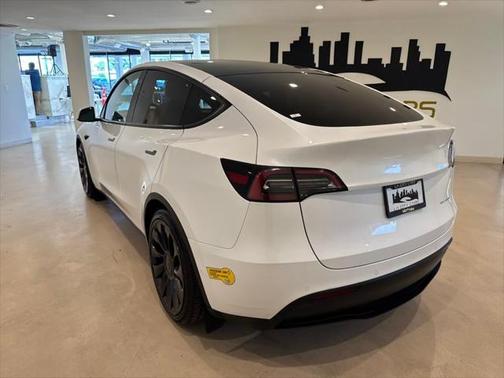 2022 Tesla Model Y Performance Dual Motor All-Wheel Drive
