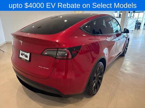 2022 Tesla Model Y Long Range Dual Motor All-Wheel Drive