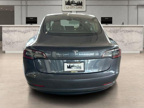 Midnight Silver Metallic 2022 Tesla Model 3 Long Range