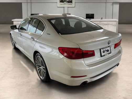 2019 BMW 530e iPerformance