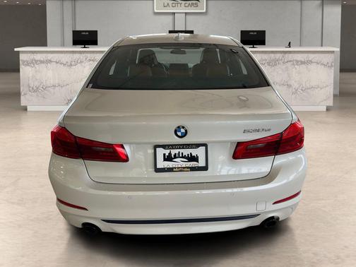 2019 BMW 530e iPerformance