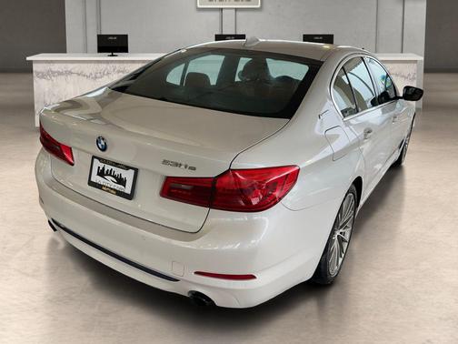 2019 BMW 530e iPerformance