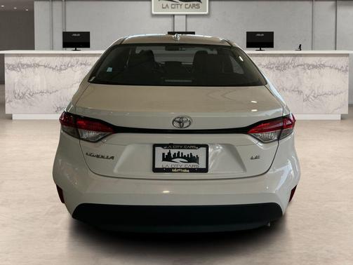Ice 2024 Toyota Corolla LE