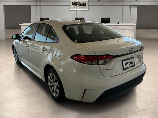 Ice 2024 Toyota Corolla LE