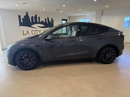 2022 Tesla Model Y Performance Dual Motor All-Wheel Drive