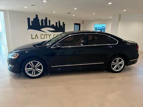 2015 Volkswagen Passat 3.6L V6 DSG SEL Premium