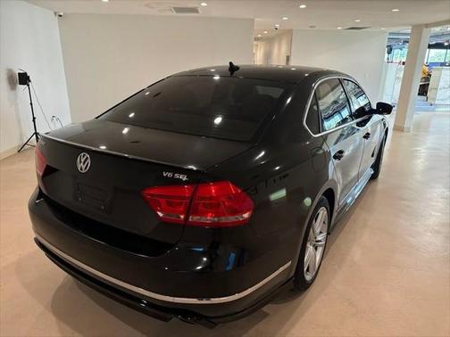 2015 Volkswagen Passat 3.6L V6 DSG SEL Premium