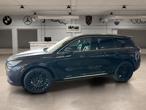 Infinite Black 2021 Lincoln Corsair Reserve