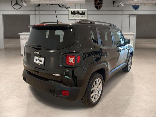 2022 Jeep Renegade Latitude