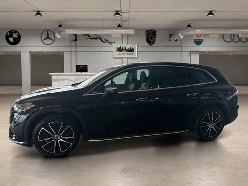Black 2023 Mercedes-Benz EQS 450 4MATIC
