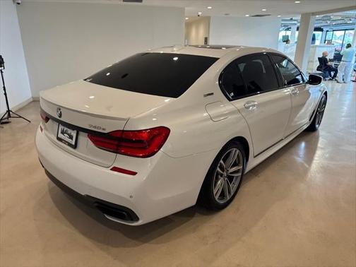 2018 BMW 740e xDrive iPerformance