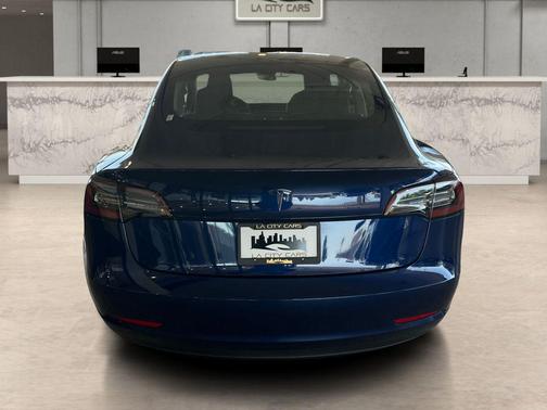 Deep Blue Metallic 2023 Tesla Model 3 Standard Range