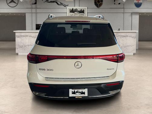 2023 Mercedes-Benz EQB 300 4MATIC