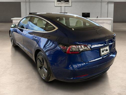 2018 Tesla Model 3 Standard